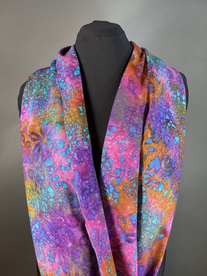 Passionate Fashion Batik Infinity Cowl Scarf - Image 4